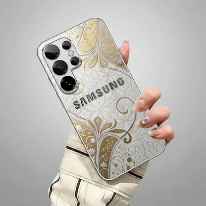 Royal Paisley White Case