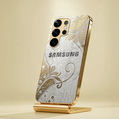 Royal Paisley White Case